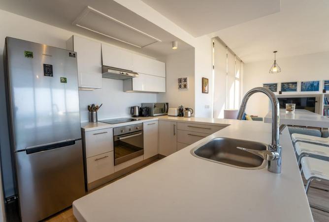 8261720 - Property Image 2