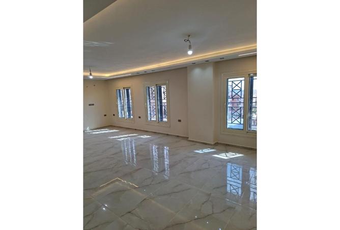 8262224 - Property Image 2