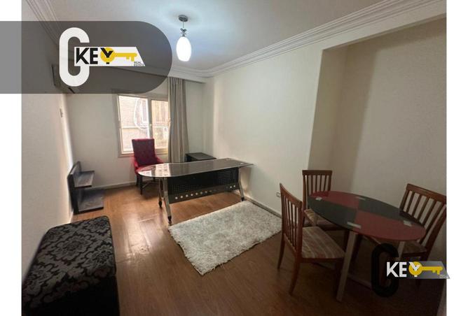 8263700 - Property Image 3