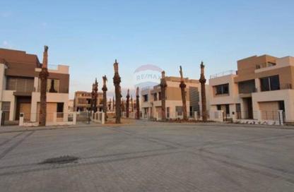 Apartment - 3 Bedrooms - 2 Bathrooms for sale in Bait Alwatan - The 5th Settlement - New Cairo City - Cairo