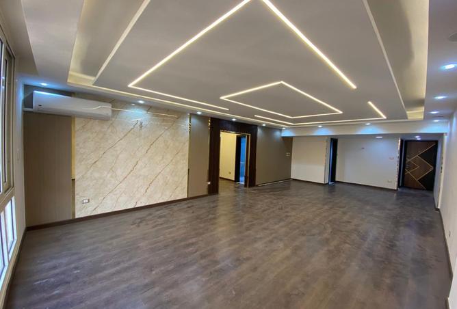 8265548 - Property Image 2