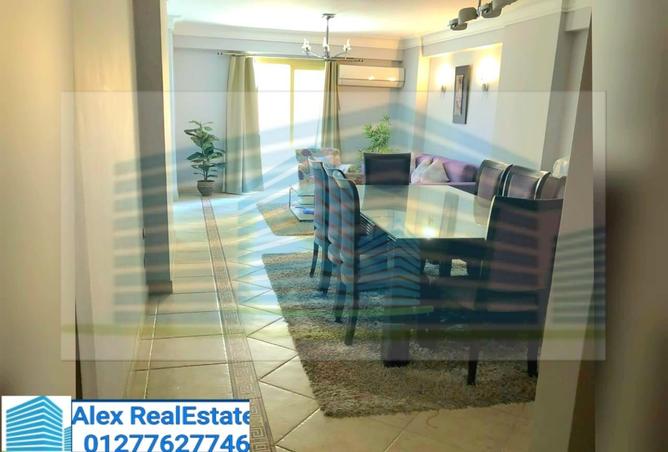 8268014 - Property Image 2