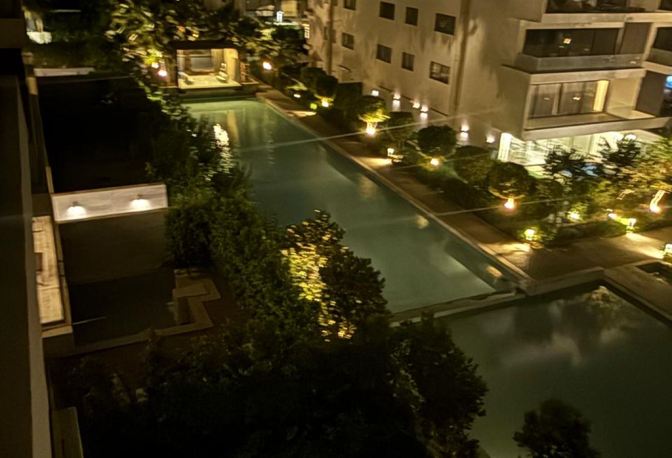 Penthouse Furnished In Lake View With Pool Forsale thumbnail