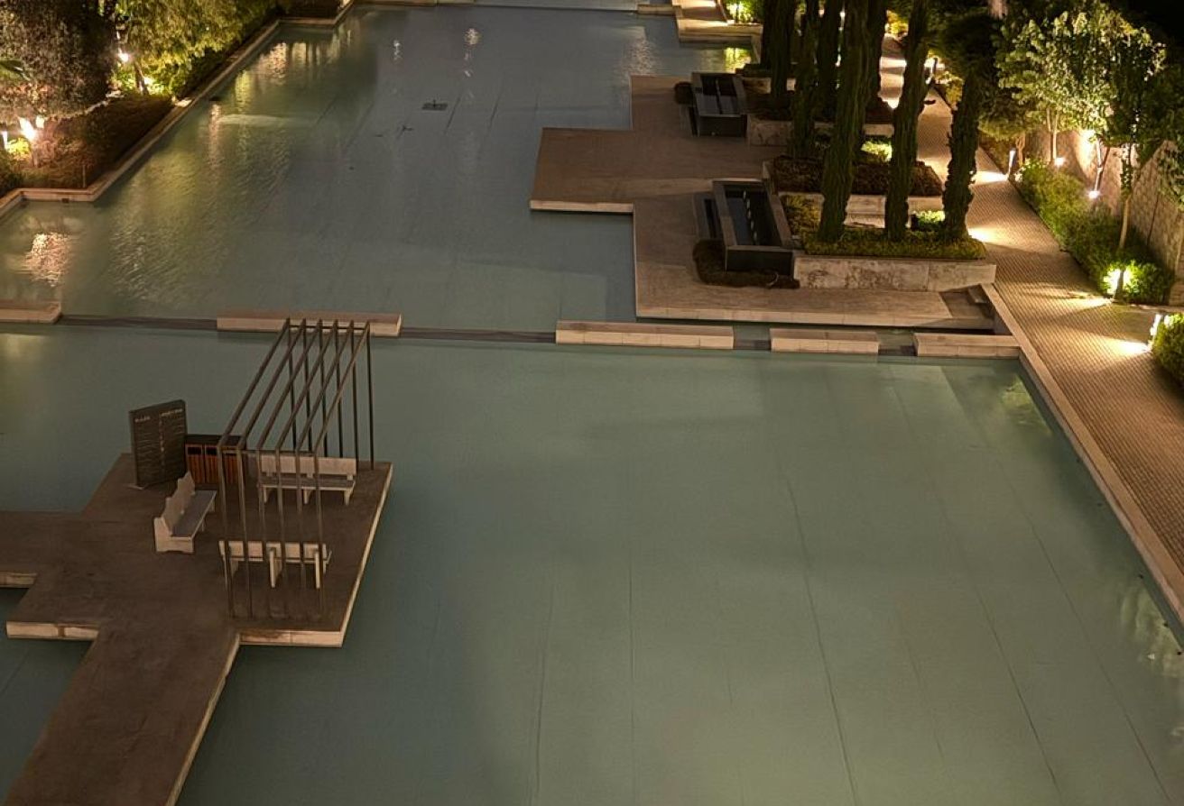 Penthouse Furnished In Lake View With Pool Forsale thumbnail