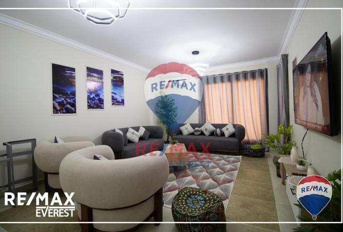 8271873 - Property Image 2