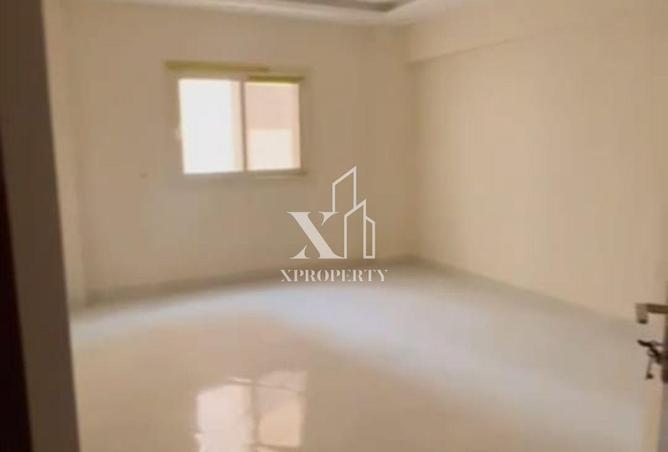 8274108 - Property Image 2