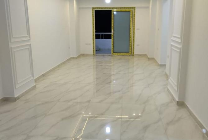 8274896 - Property Main Image