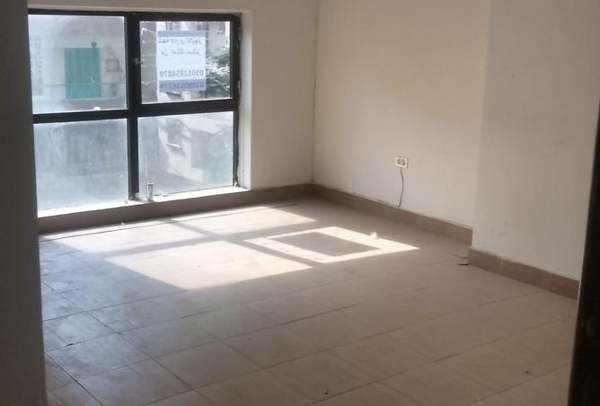 8274911 - Property Image 3