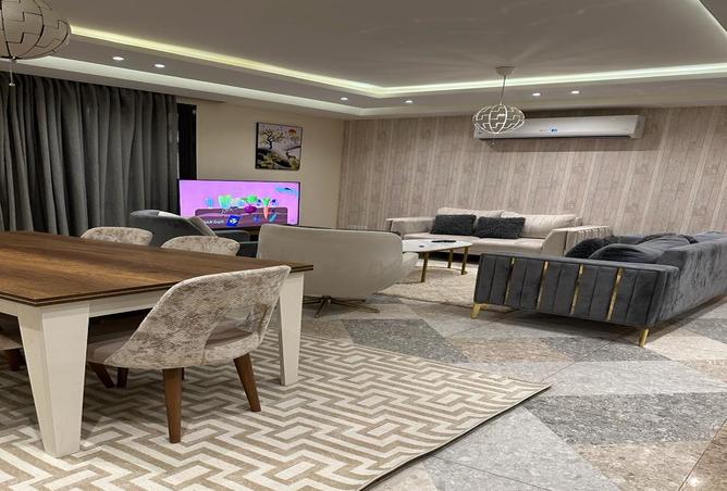 8275102 - Property Image 2