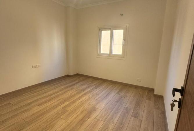 8275855 - صورة العقار 3