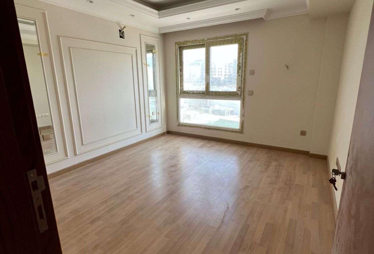 ForRent Apartment In Mountain View ICity Pool View thumbnail