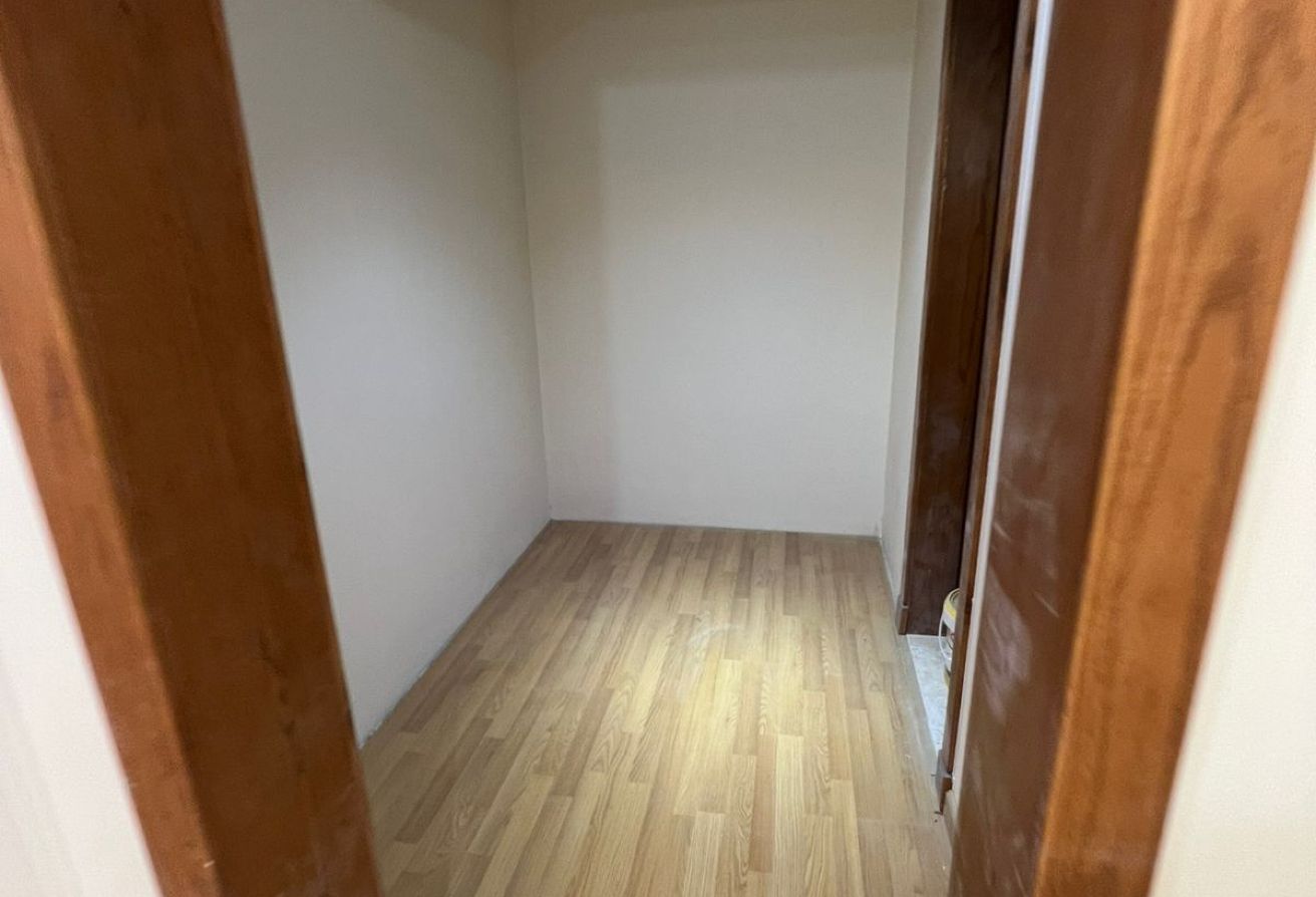 ForRent Apartment In Mountain View ICity Pool View thumbnail