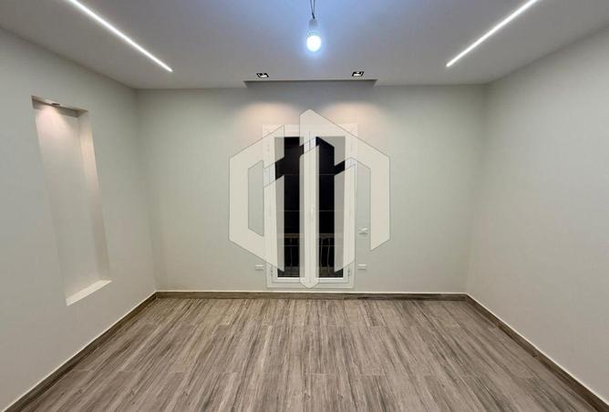 8284193 - Property Image 2