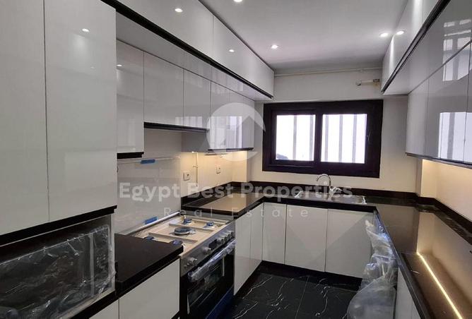 8288321 - Property Image 2