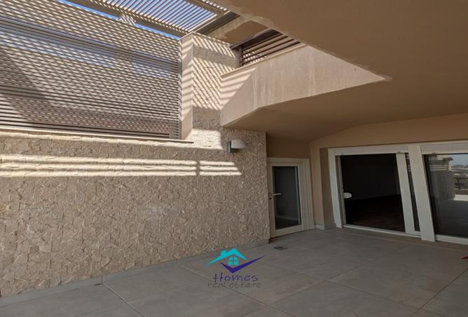 8290310 - Property Image 2