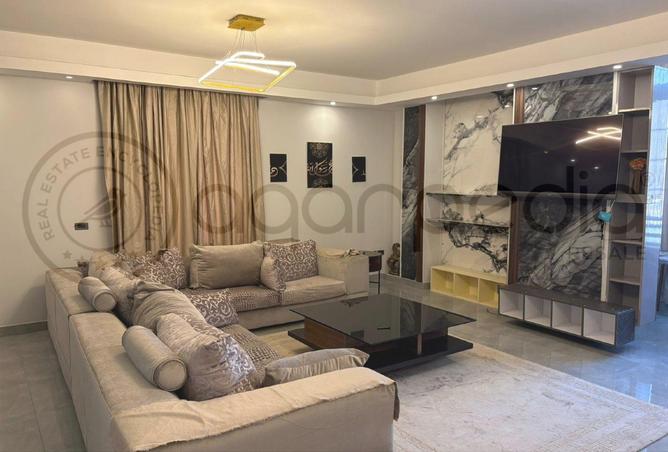 8373479 - Property Image 2