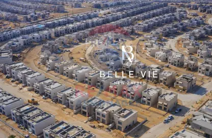 تاون هاوس - 3 غرف نوم - 3 حمامات للبيع في بيل فى - مدينة زايد الجديدة - الشيخ زايد - الجيزة