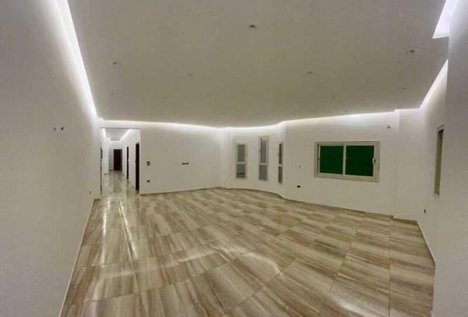 8297793 - Property Image 2