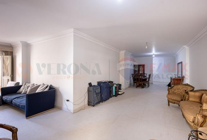 8298509 - Property Image 2