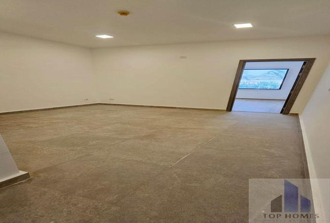 8298889 - صورة العقار 2