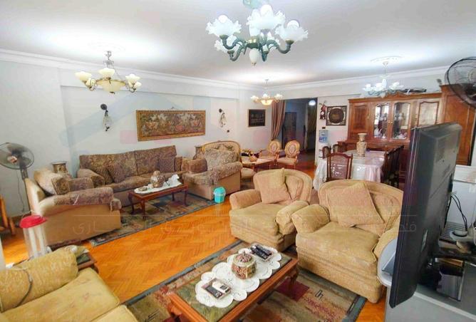 8299600 - Property Image 2