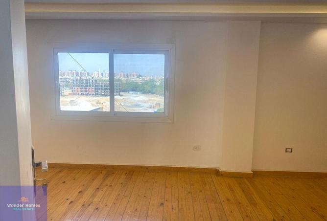 8300727 - صورة العقار 3