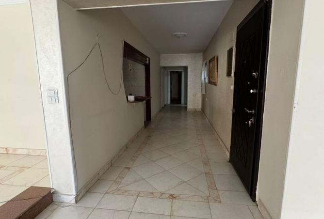 8300927 - Property Image 3