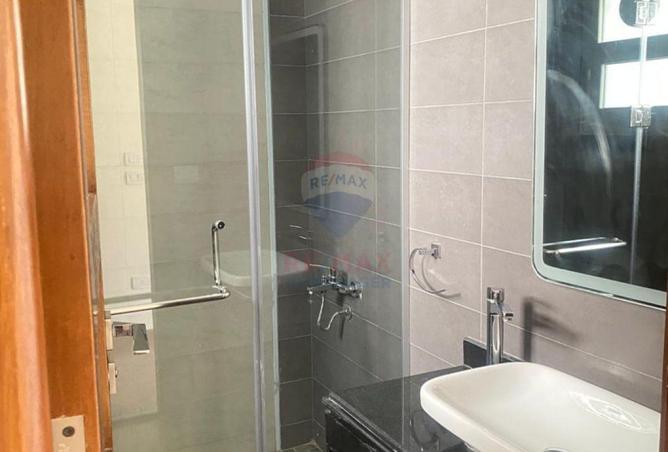 8301842 - Property Image 3