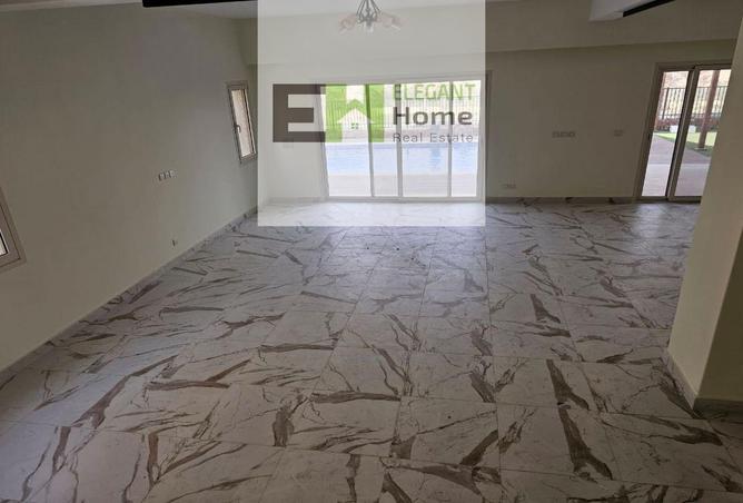 8308190 - Property Image 2