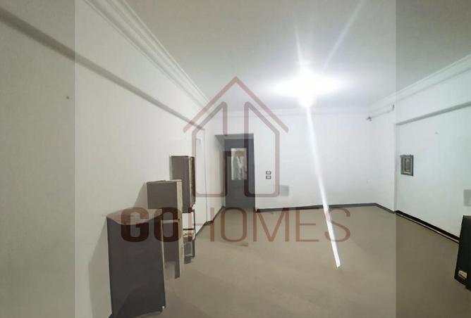 8305446 - Property Main Image