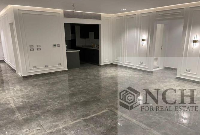 8306105 - Property Image 3