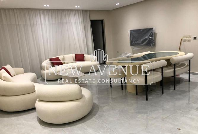 8308907 - Property Image 2