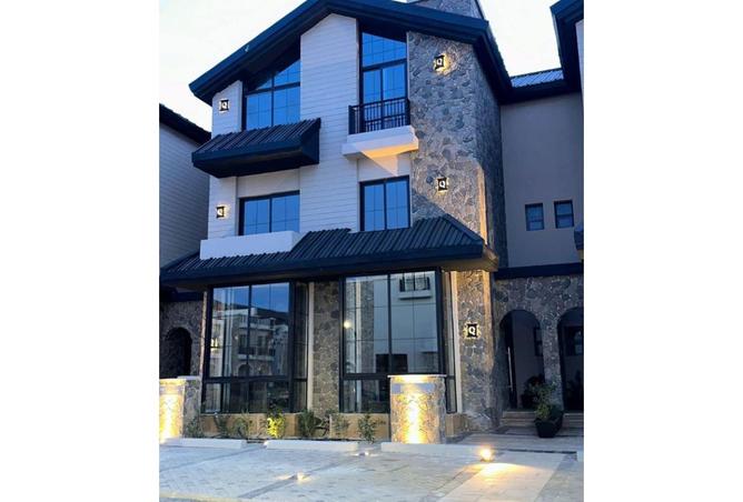 8310393 - Property Image 3