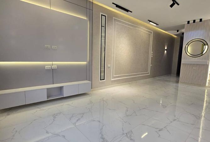 8311122 - Property Image 3