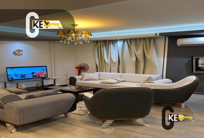 8312089 - Property Image 2