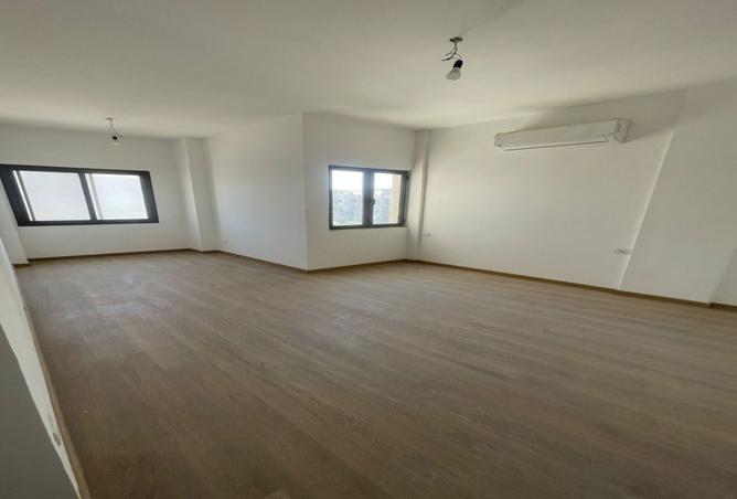 8311441 - Property Main Image