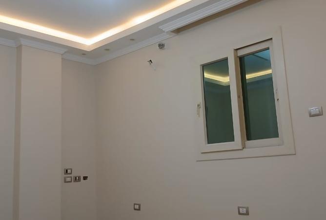 8320088 - Property Image 2