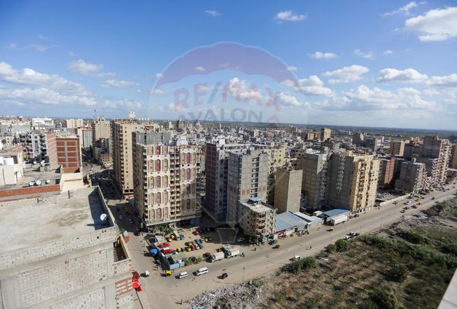 8321947 - Property Image 2