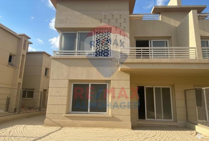 8322130 - Property Image 3