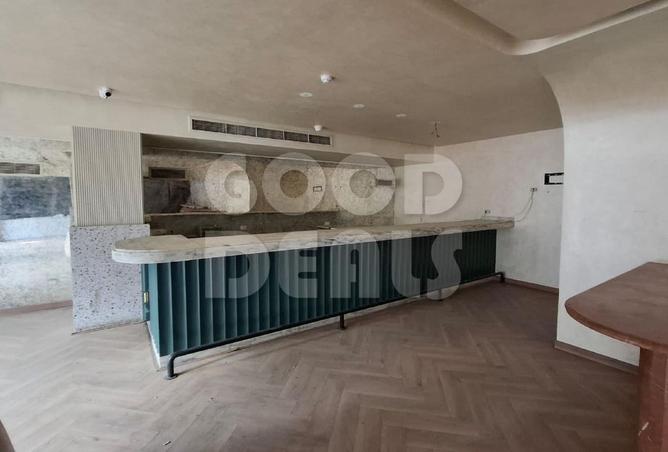 8322920 - Property Image 2