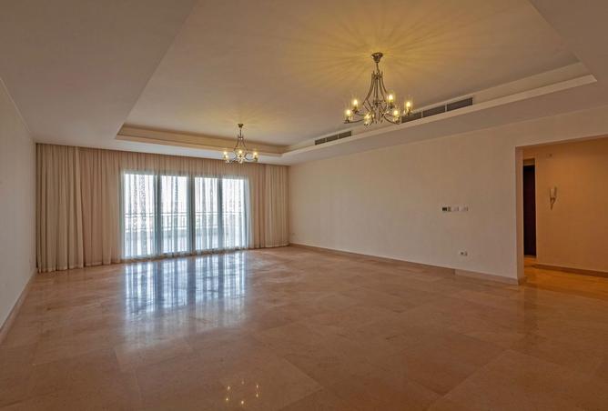 8329823 - Property Image 3