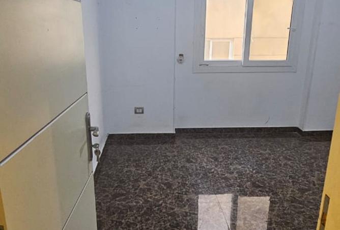 8324699 - Property Image 2