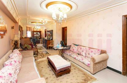 Apartment - 3 Bedrooms - 2 Bathrooms for sale in Kafr Abdo - Roushdy - Hay Sharq - Alexandria