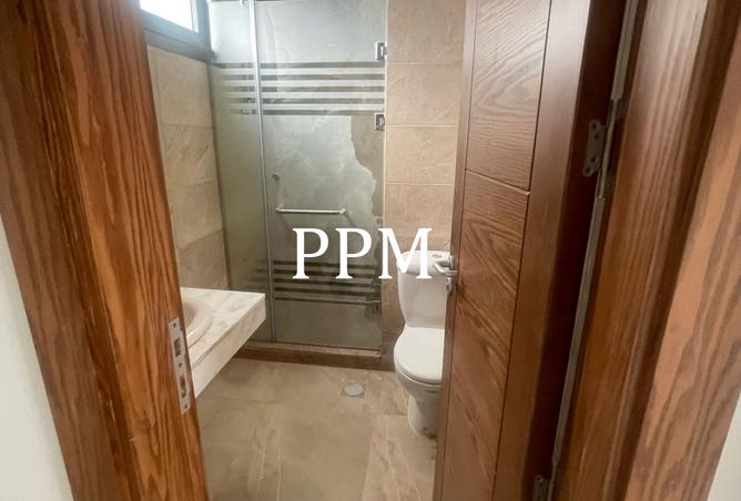 8324772 - Property Image 2