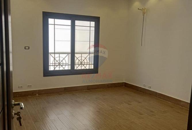 8324823 - Property Image 2