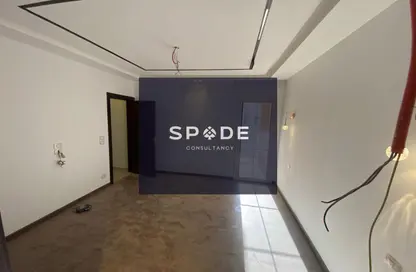 شقة - 3 غرف نوم - 3 حمامات للبيع في ريجينتس بارك - حى الاندلس - مدينة القاهرة الجديدة - القاهرة