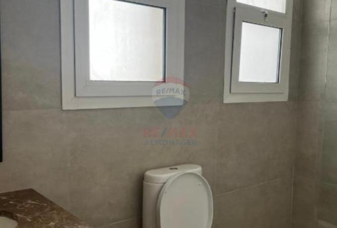 8325361 - Property Image 3