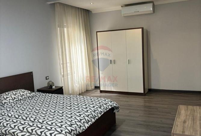 8325489 - Property Image 2