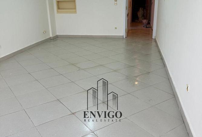 8325982 - Property Main Image