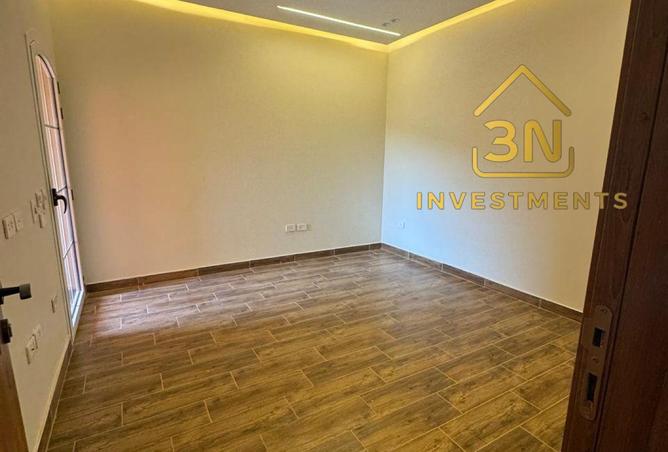 8326027 - Property Image 3